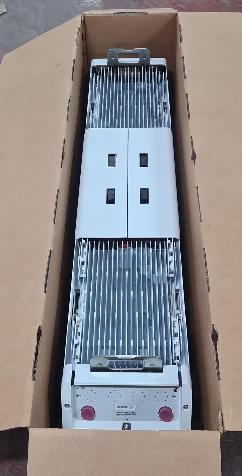 Ericsson KRD 901 048/4 R1B Mobile Radio Air 2488 B3A B1A B7P Antenna Tower Unit