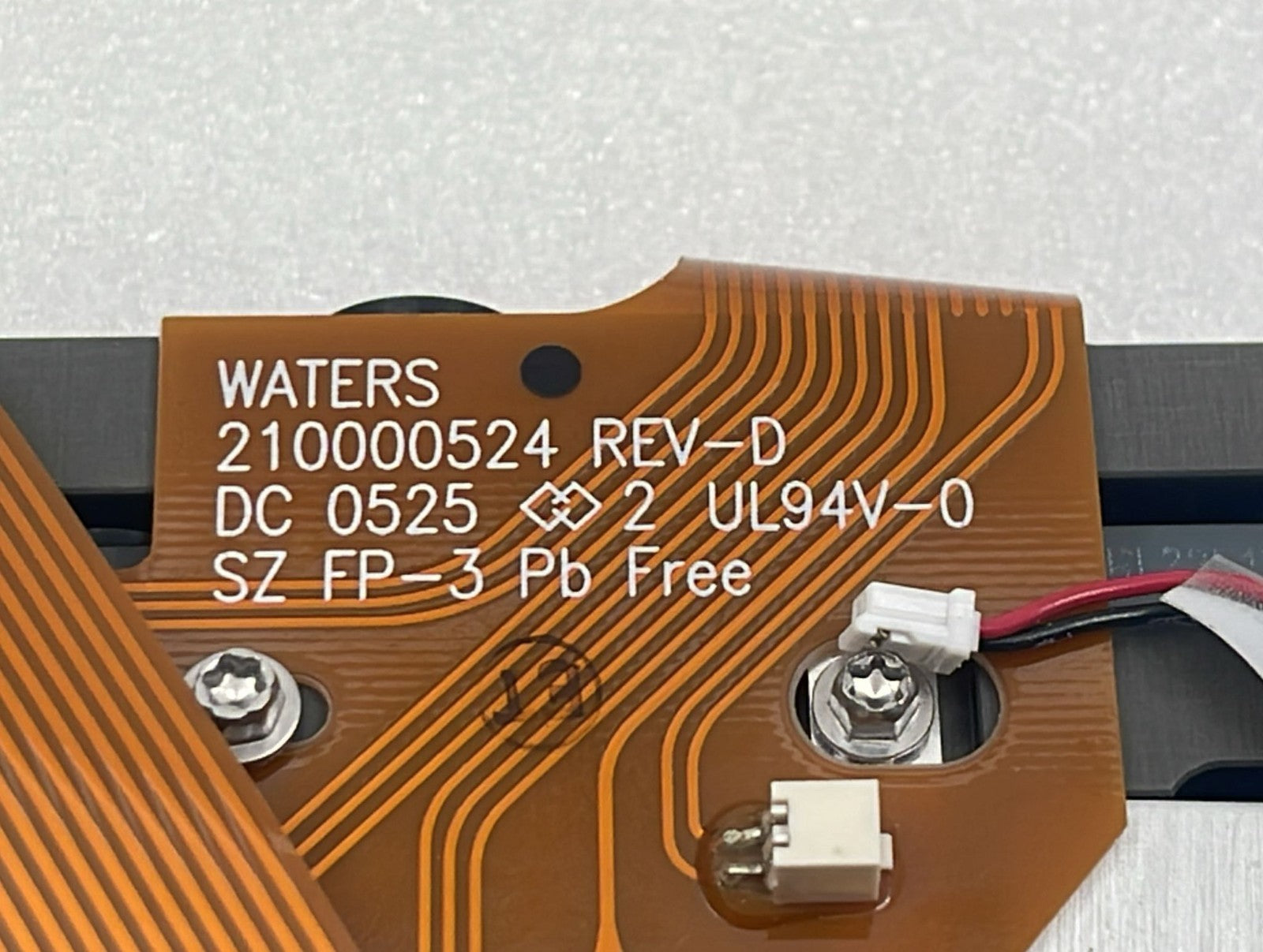 Waters 210000524 PCB close-up detail
