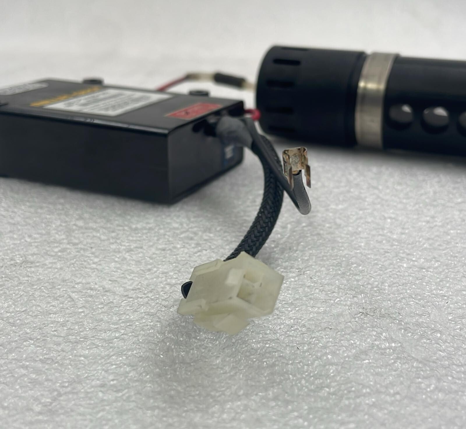 MELLES GRIOT 05-LPM-939-065 Power Supply W/ Laser Light Head