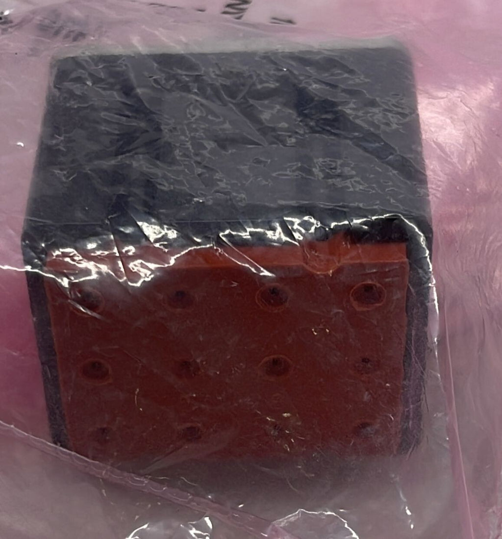 NEW - HONEYWELL 104TL2-3D MICRO SWITCH TOGGLE MS27789-23D