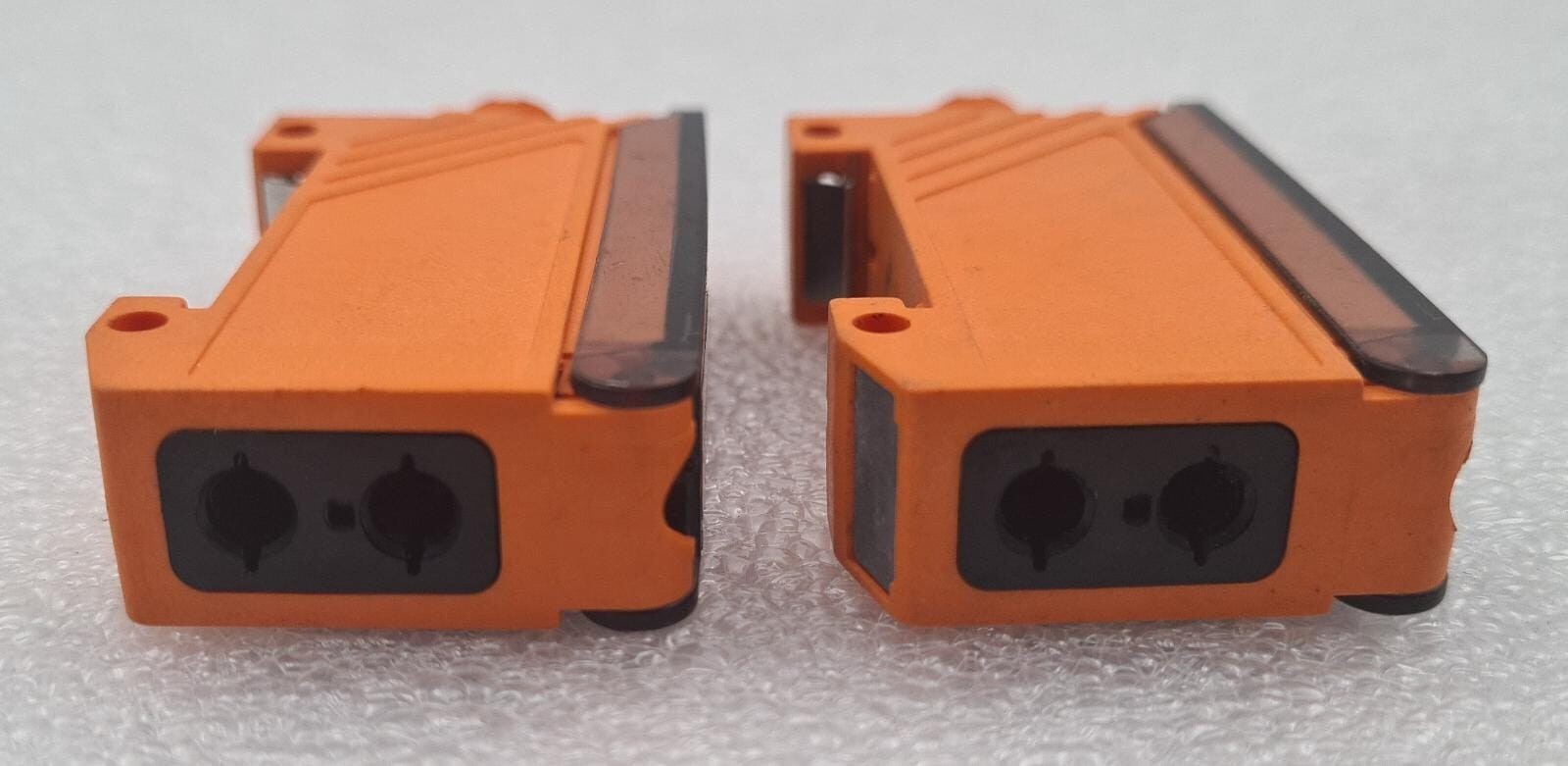 [LOT OF 2] IFM Photoelectric Sensor Fiber-Optic Amplifier OBF504 OBF-FAKG/T/US