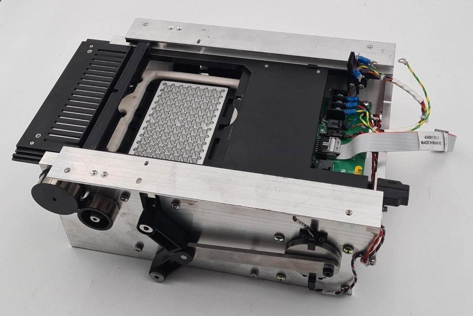 Applied BioSystems FAST 7500 sample block drive 4357903 heated cover