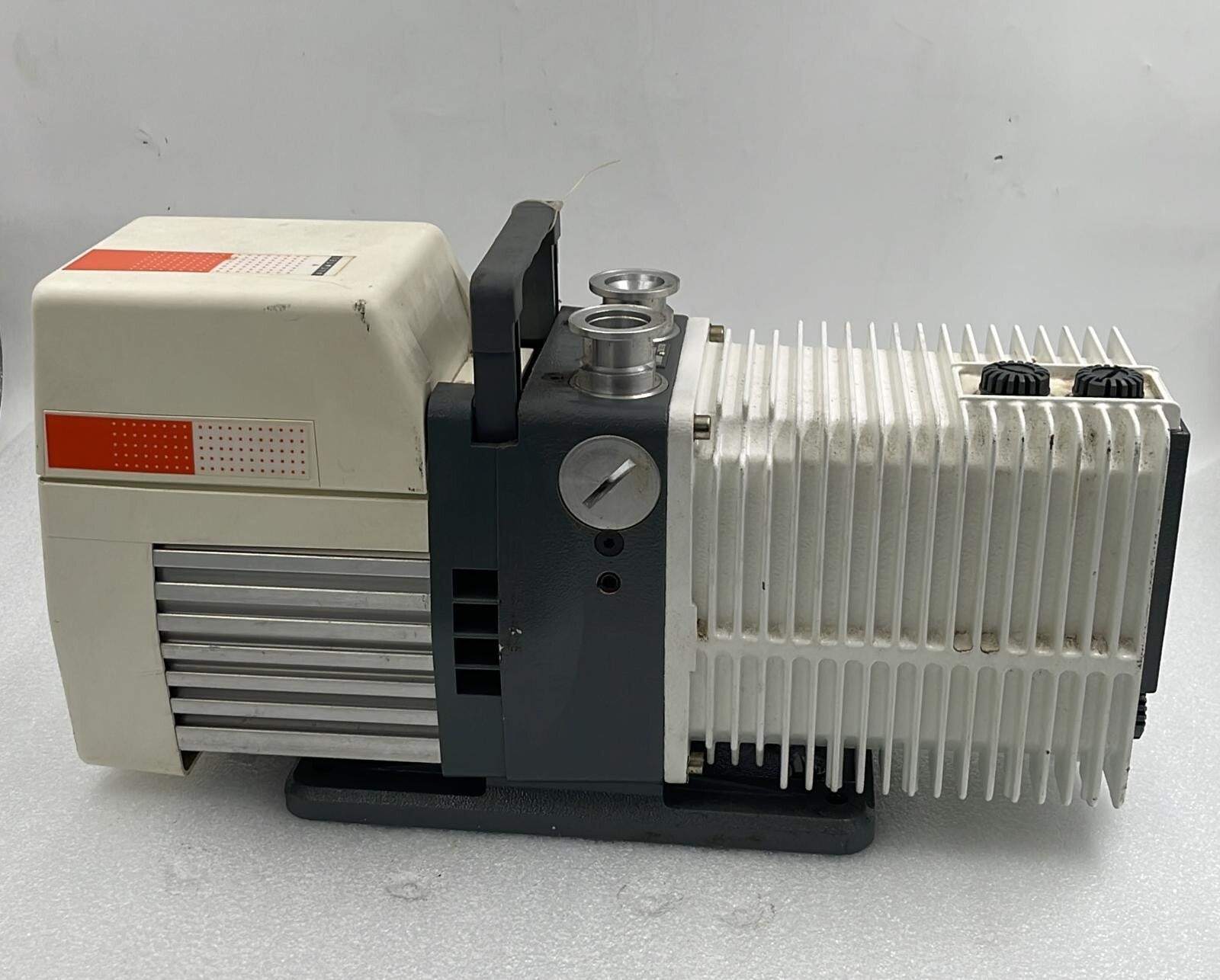 ALCATEL ADIXEN PASCAL 2015 SD VACUUM PUMP