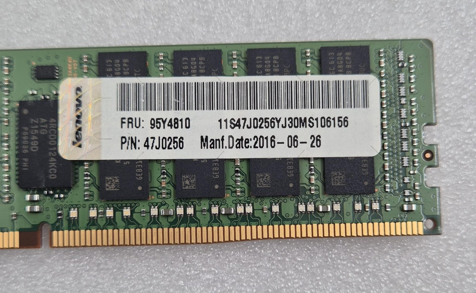 Samsung M393A4K40BB0 server RAM module group view