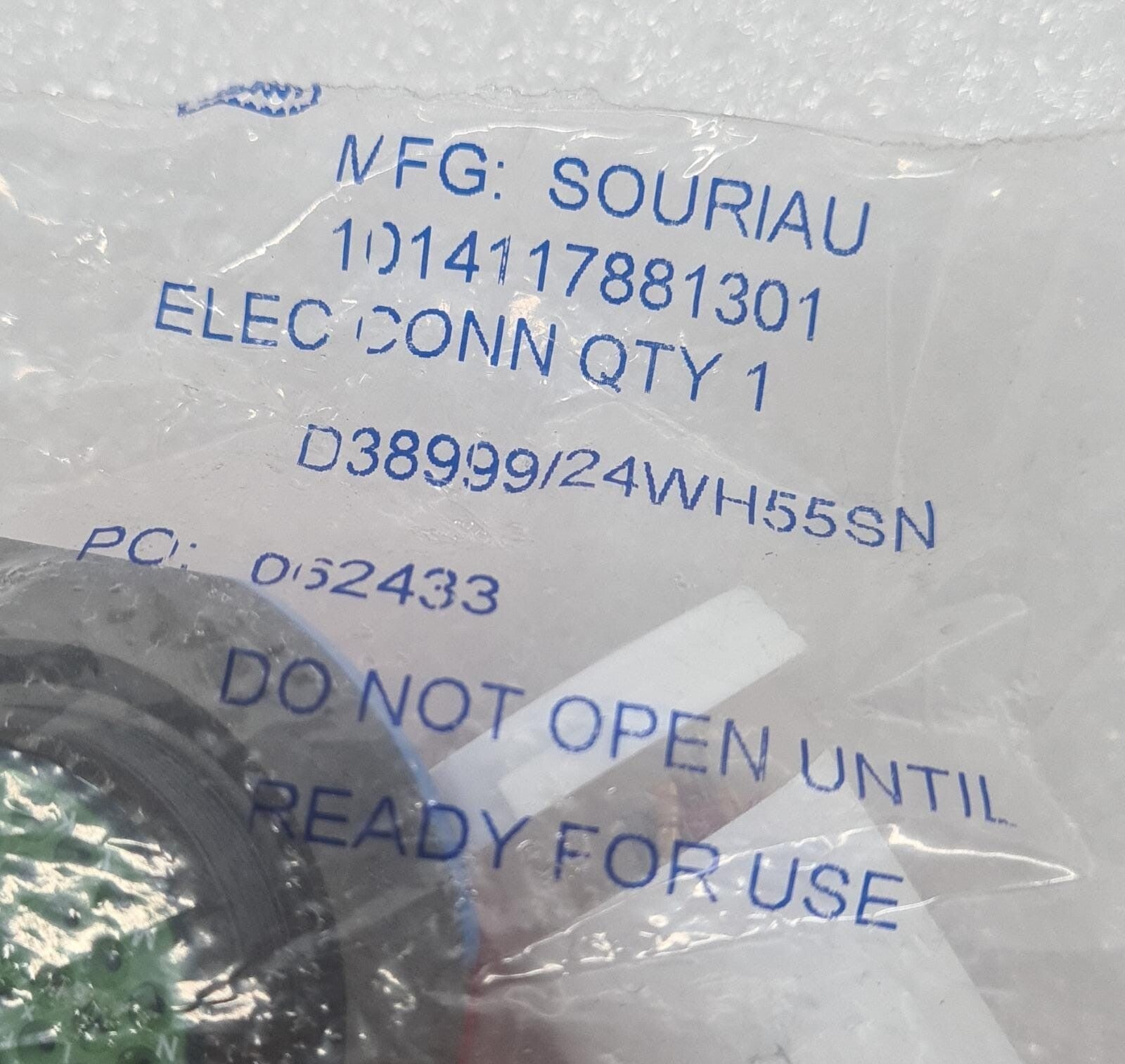 [LOT 11] NEW - SOURIAU AERO ELECTRIC D38999/24WH55SN Circular MIL Spec Connector