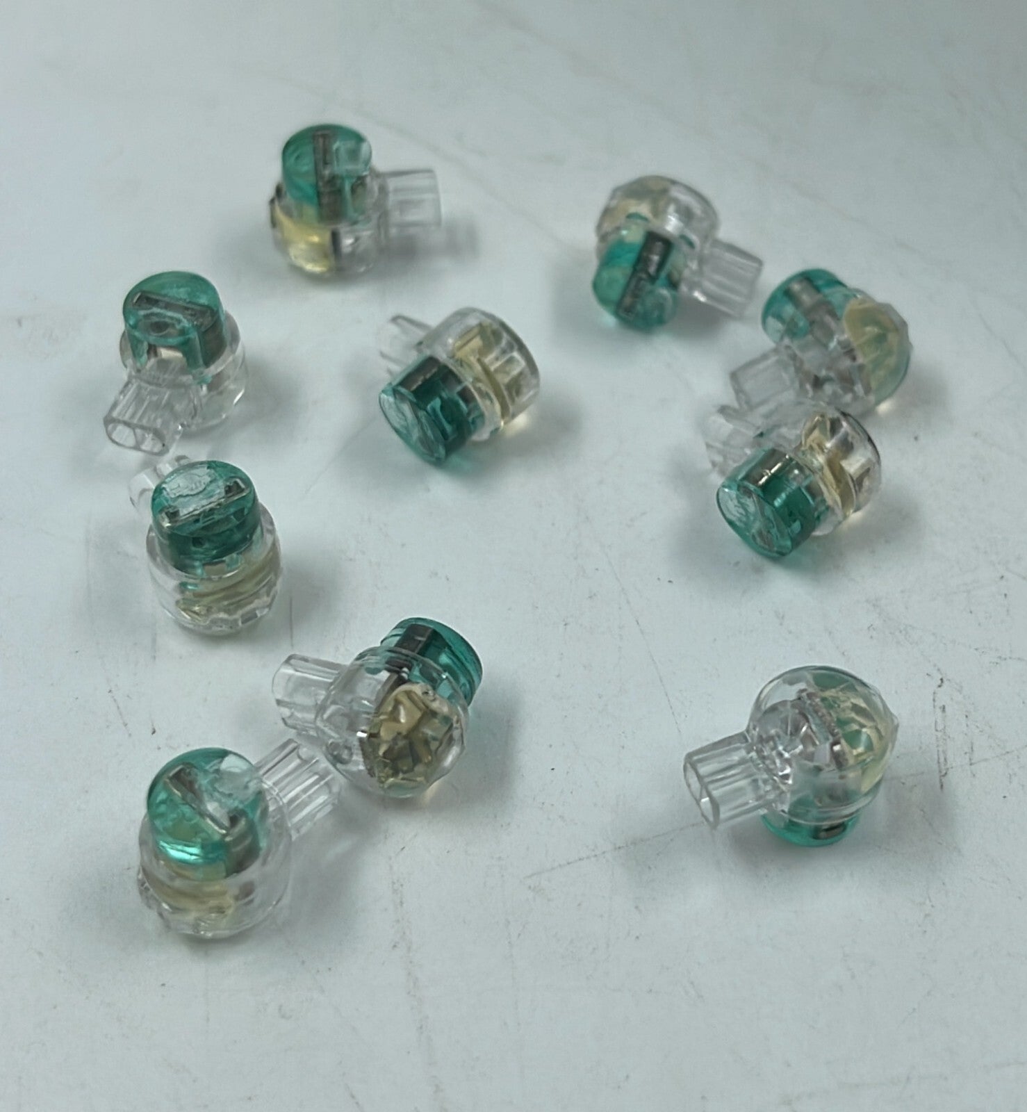 [LOT OF 350] ETON 23 YF Telecommunications Connector Eton 23 YF05