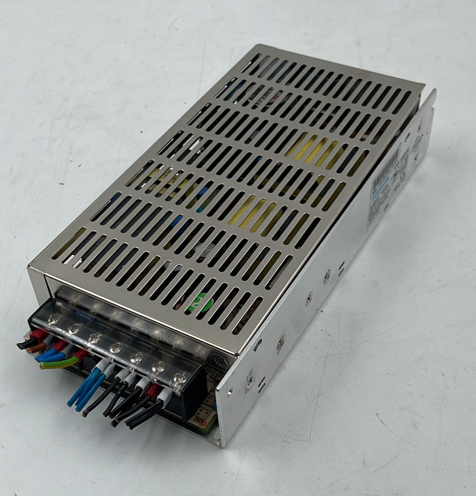 SunPower SPS-100P24 Universal Power Supply 100-250V