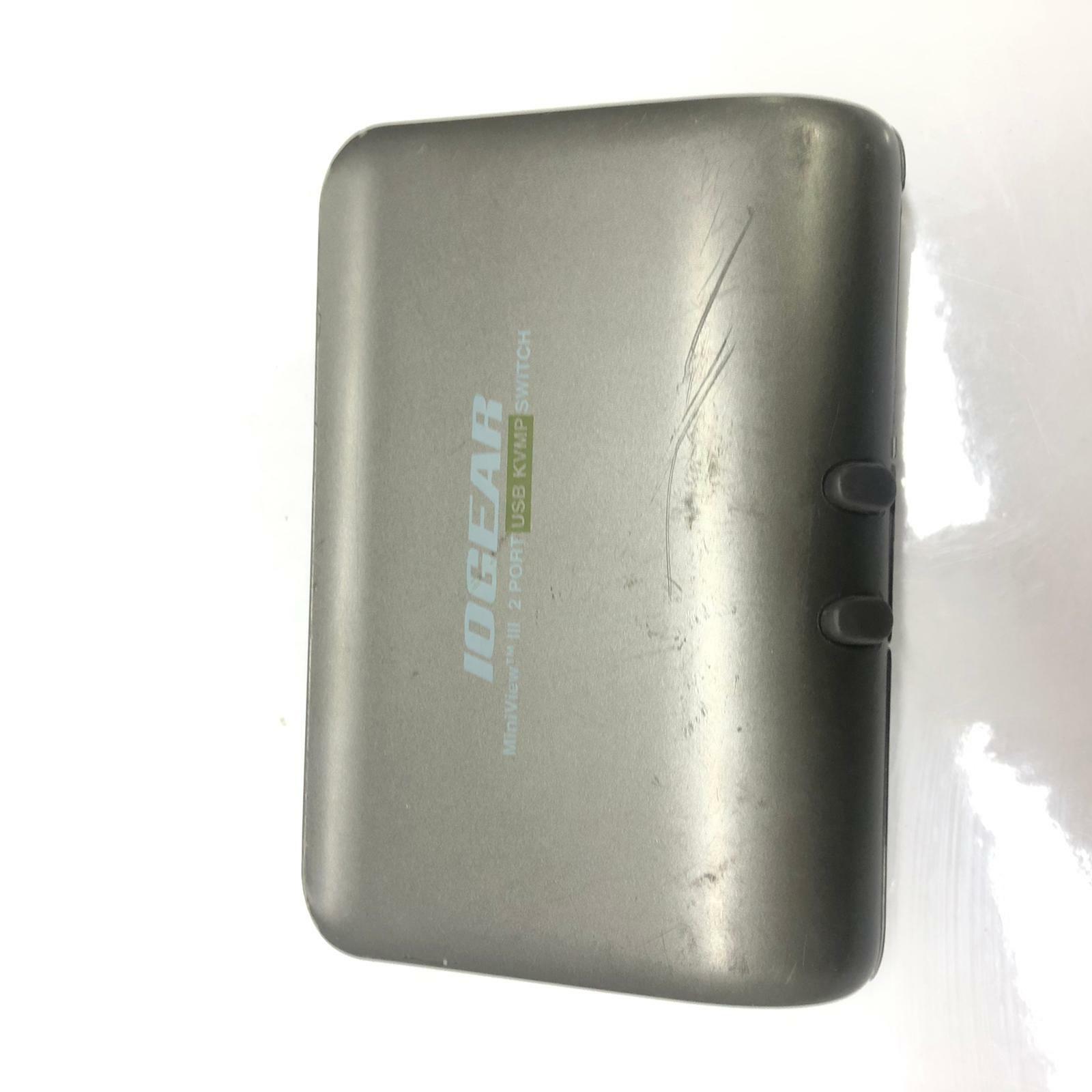 IO Gear Mini View 3 2 Port Usb Kvmp Switch Gcs 1712 Sn R984z012aj00001