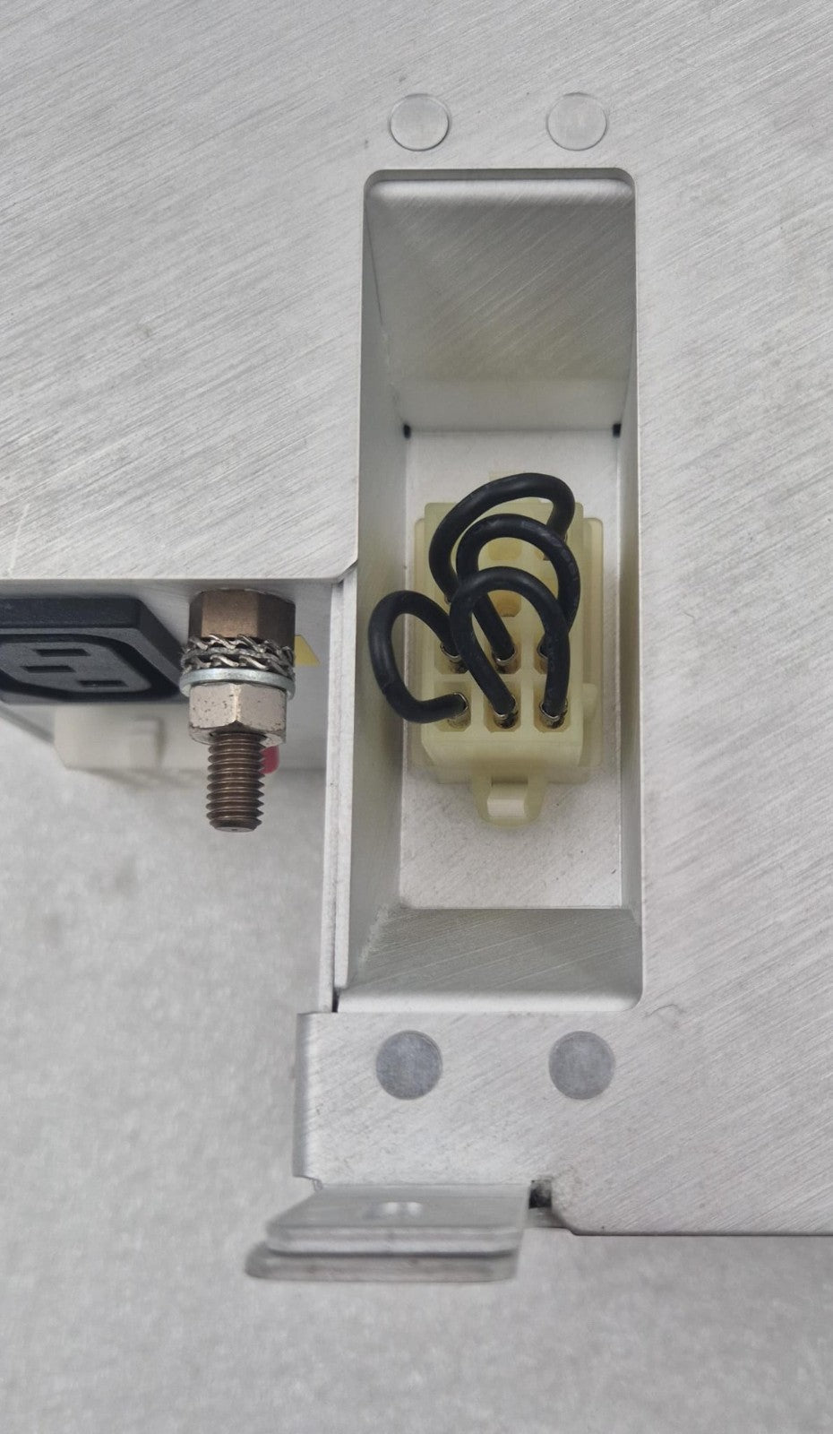 GE HealthCare Vivid Ultrasound Power Supply AC BOX 220-240V R2422038-2 rev. 003