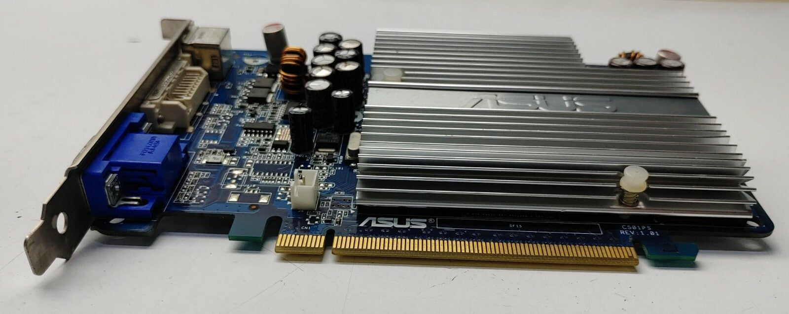 ASUS EN7300GT/SILENT/HTD/256M/A 256MB VGA DVI DDR2 PCIe VGA Passive