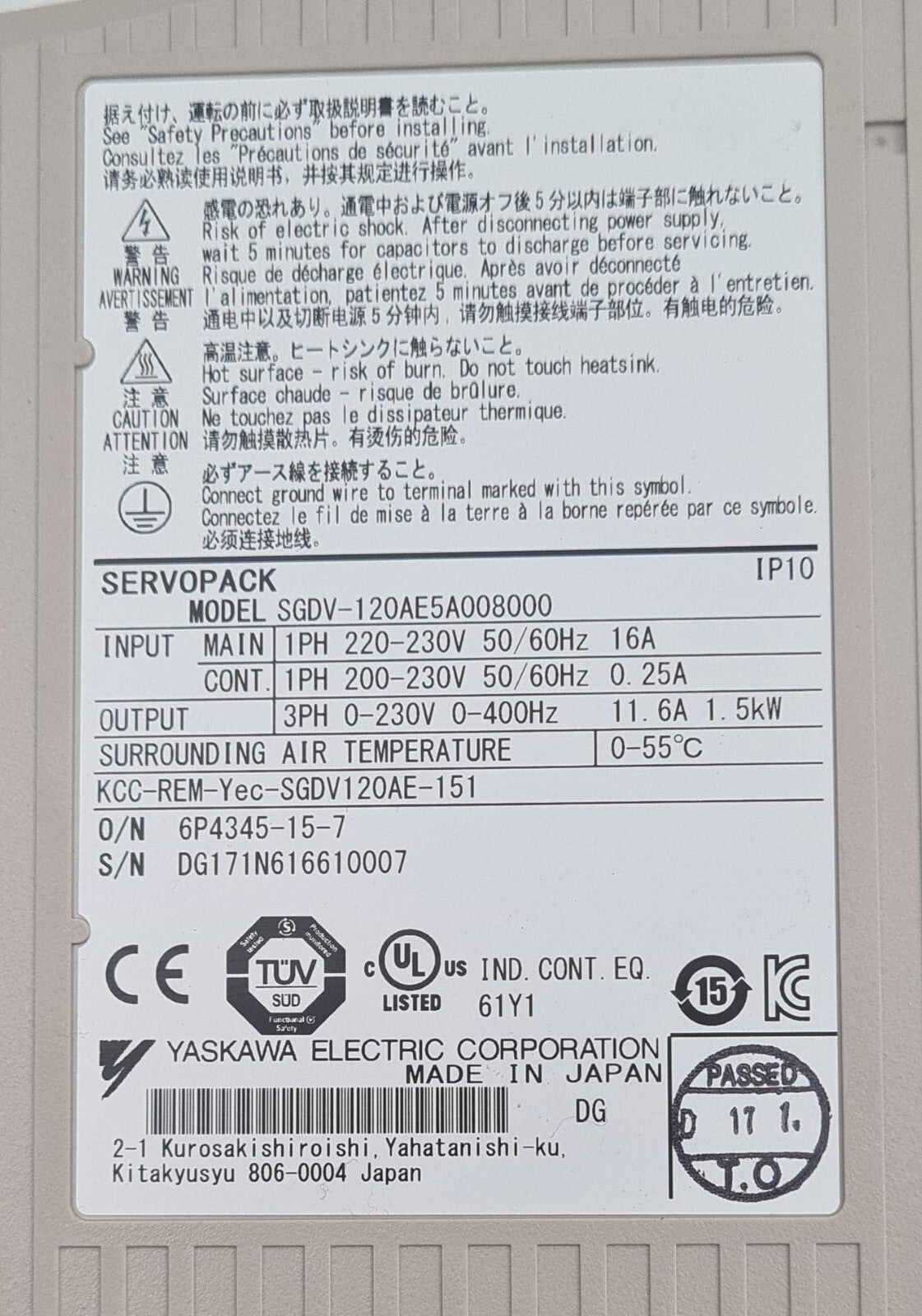 Yaskawa SERVOPACK SGDV-120AE5A008000 top label and model plate