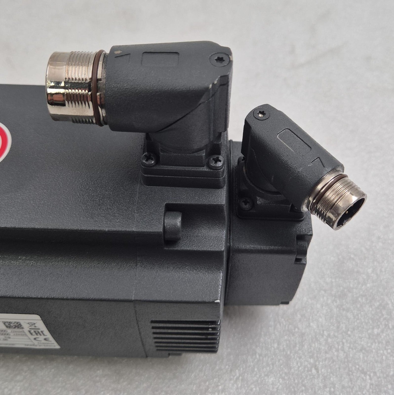 Siemens SIMOTICS S-1FL6 power and signal connectors