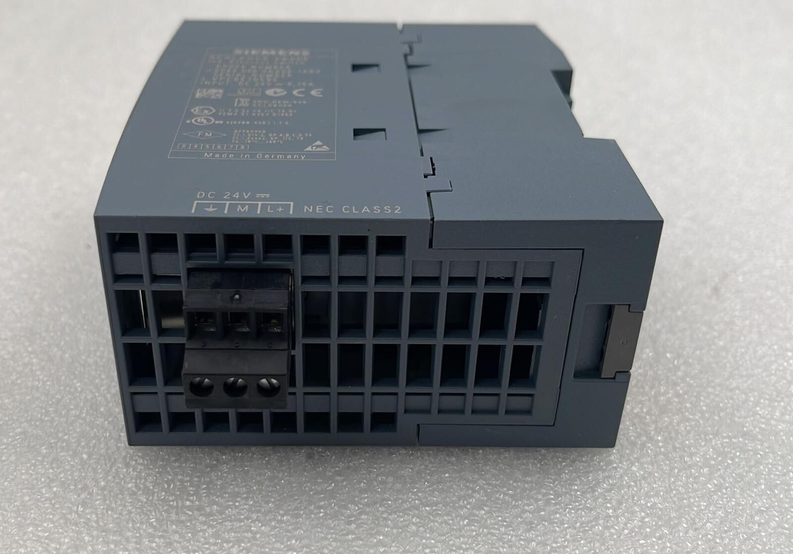 Siemens SCALANCE XB008 Enthernet Switch 6GK5 008-0BA00-1AB2 DC-24V 0,15A