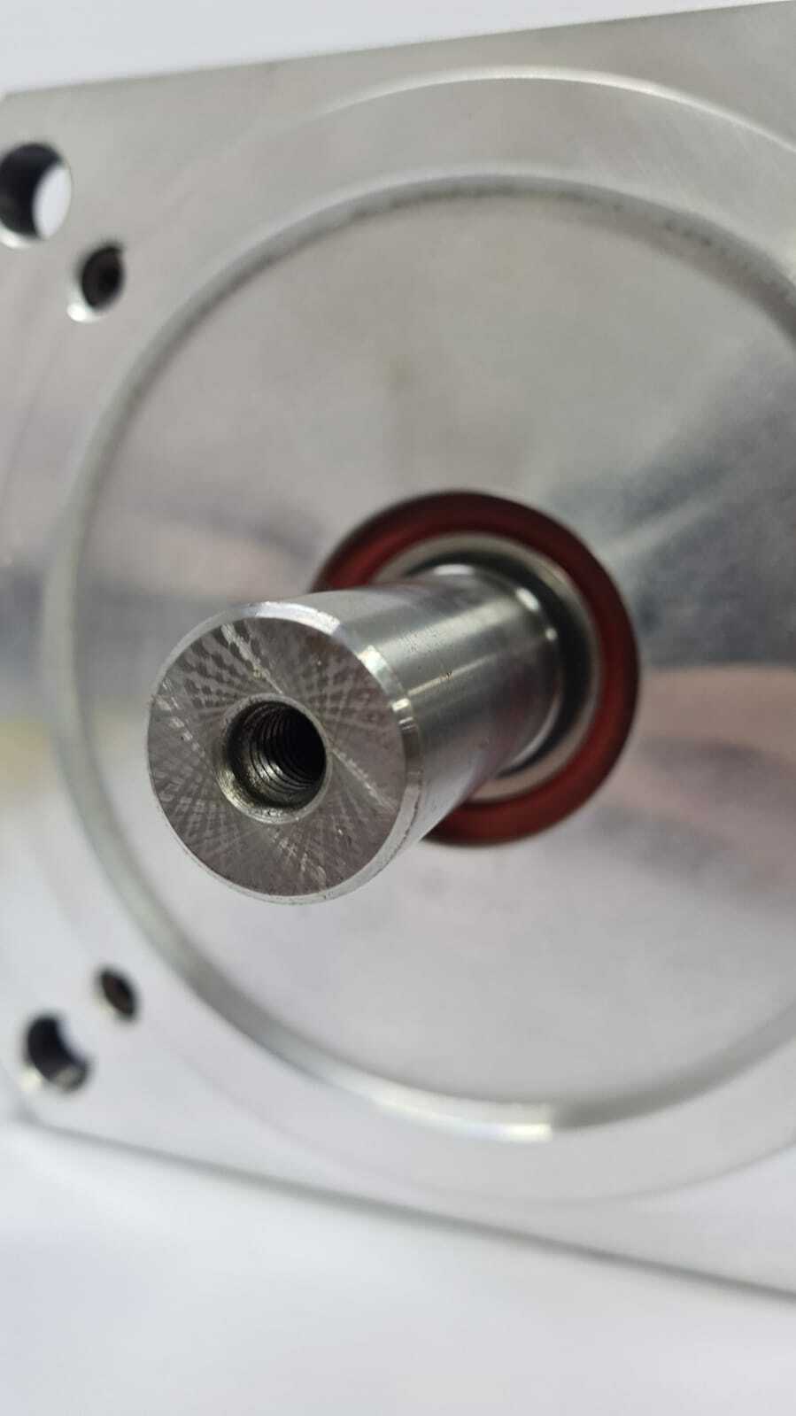 NEW - KOLLMORGEN Seidel DBL5N01700-03S-000-S40 Servo Motor