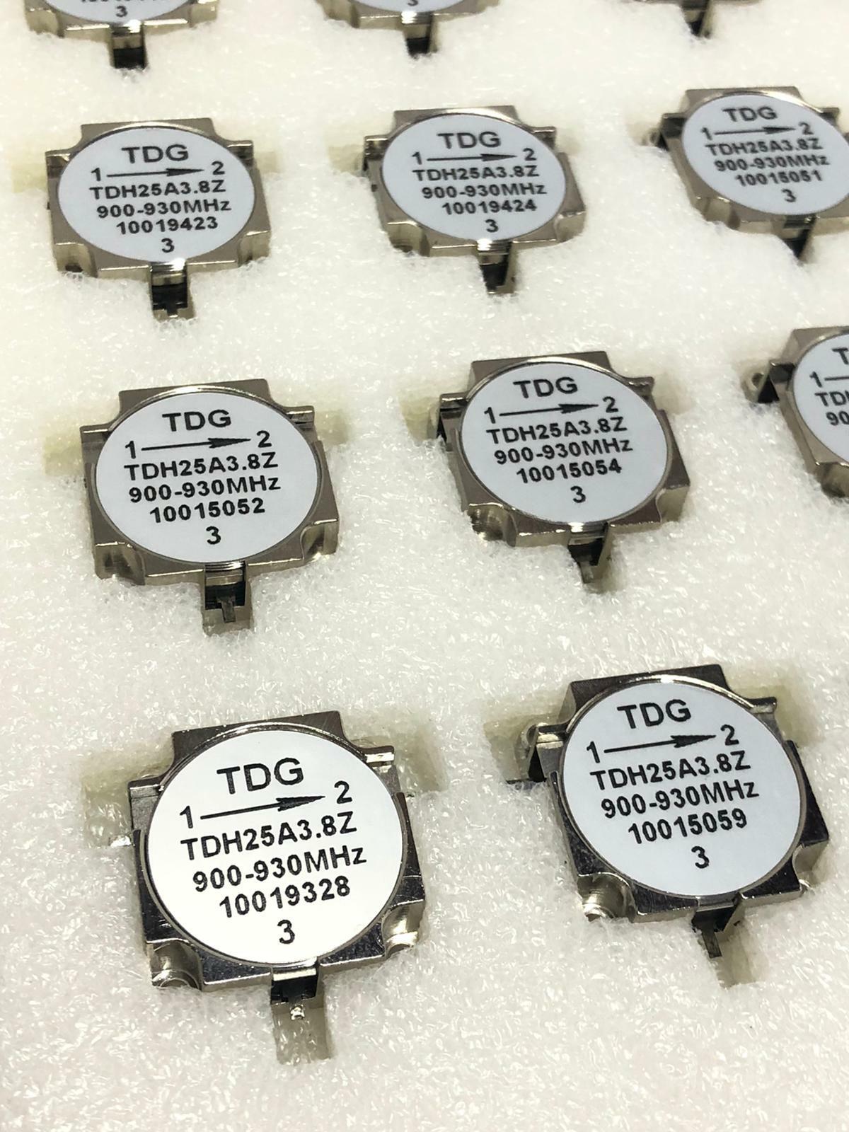 3 Way RF Isolation TDG TDH25A3.8Z 900-930 Mhz 10019329  Wave guides