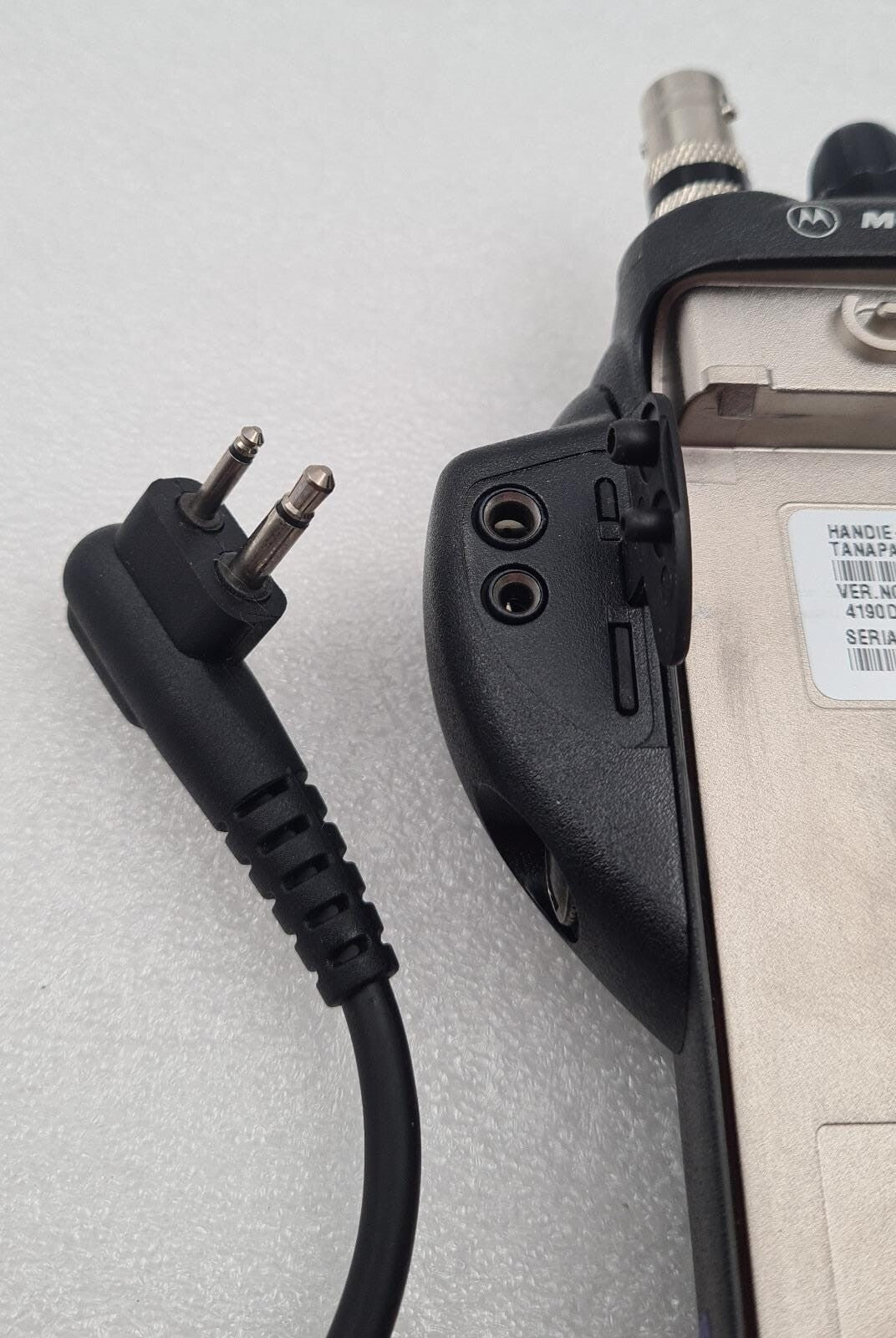 MOTOROLA HT750 HANDIE-TALKIE AAH25RDC9AA3AN TANAPA PMUE1434A 7.5V for MOSCAD-L