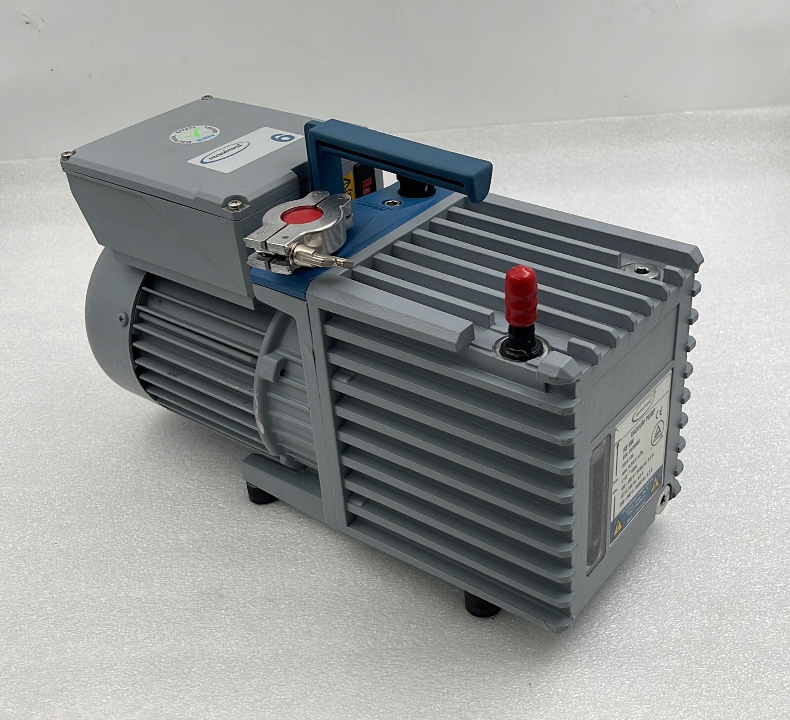 Vacuubrand RE 6W Rotary Vane Vacuum Pump YEAR 2014/06