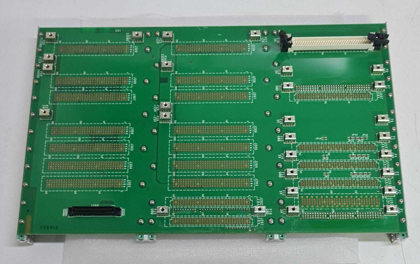 HITACHI MOTHER-B P/N 768-5037 BACKPANEL Board C 17685137