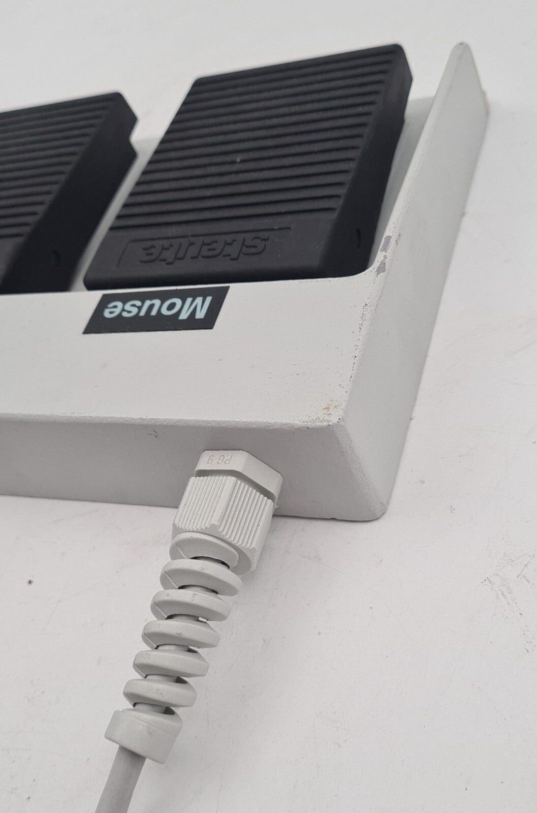 SCHMERSAL Steute KF 3 1S/1S/1S 86.1.84.9.05 Medical FootSwitch Pedal
