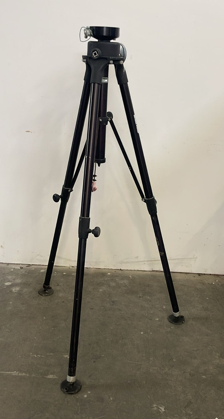 Moog Quick Set 4-53021-8 Hercules Surveying Tripod **AS IS