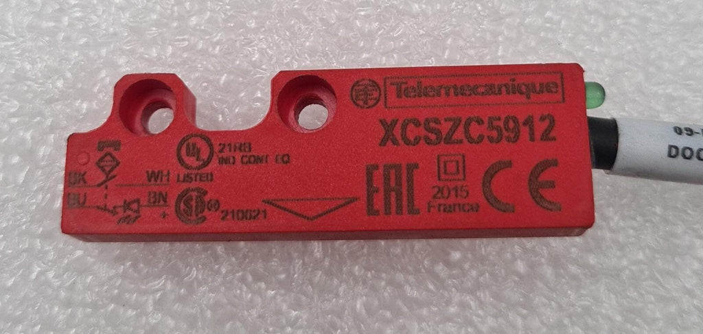 Telemecanique Safety Door Interlock Magnetic Switch XCSZC5912 XCSZC 5912