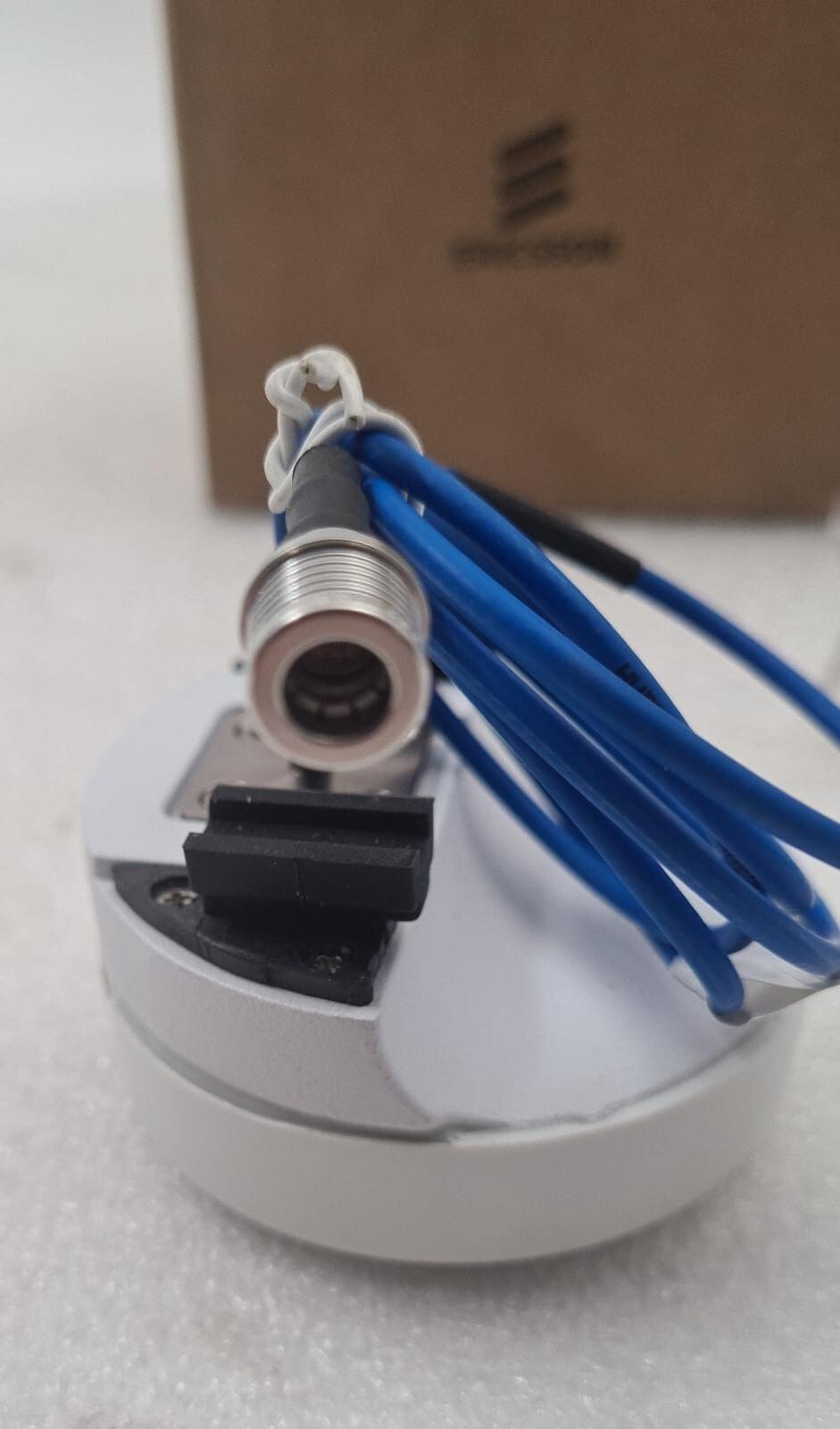 NEW - Ericsson KRE 105 255/1 R1A 6502 GNSS Antenna RADIO