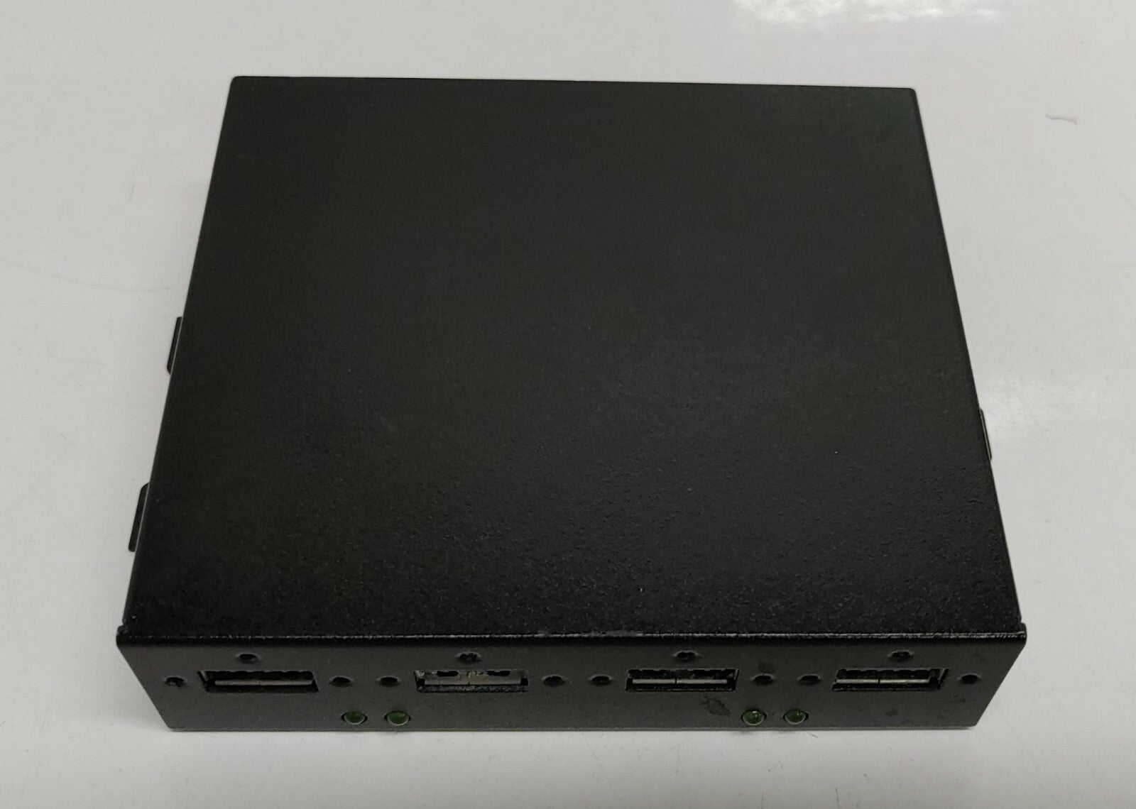 [LOT OF 2] BASLER 2000036234 USB 3.0 Hub, 4 Ports side by side U3H414E2