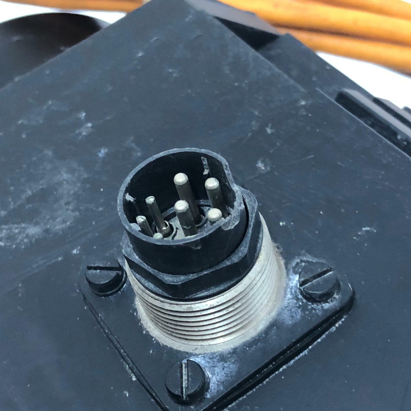 Baldor Servomotor BSM 6R-14-2/20-B5 A10-A23-A44 19472 3.58Kw 130V 18.15A 2000Rpm