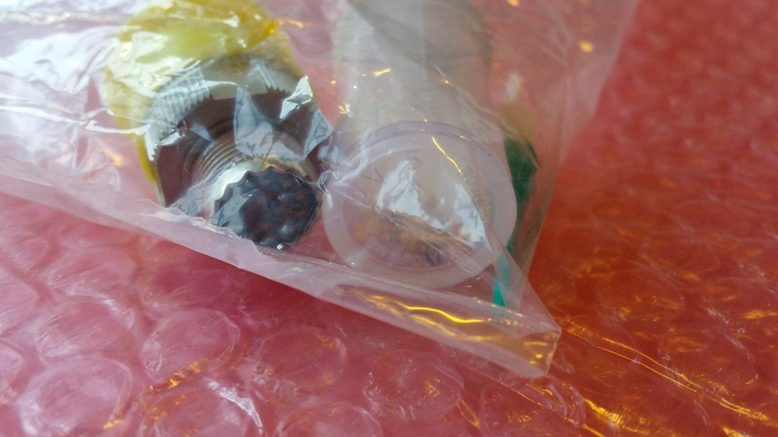 Amphenol D38999/26FB35PN Circular Mil Spec Connector  Plug