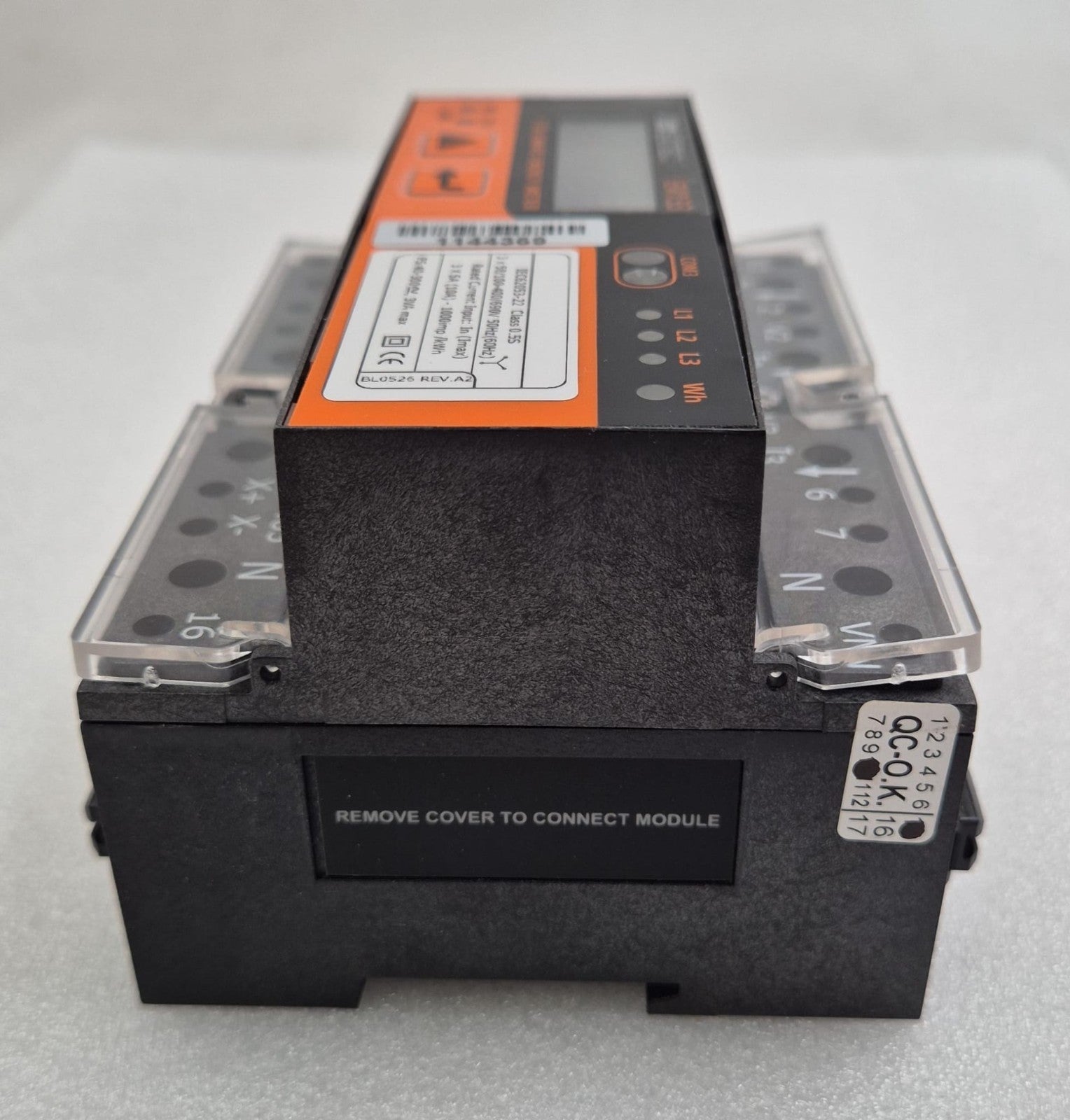 SATEC EM133 TOU power meter rear connection view