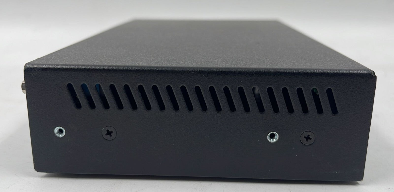 BlackBox 724-745-5500 ServSwitch Panther 16-Port KV 11085A