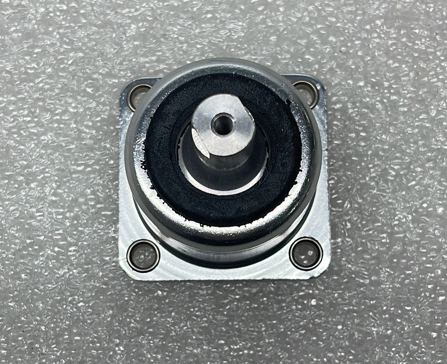 Barry Controls Mounts L44-BA-10 LOAD RANGE 5.00-10.00 LBS