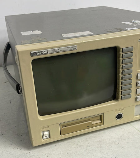 HP 3589A spectrum and network analyzer 10Hz to 150MHz for RF measurement and signal analysis