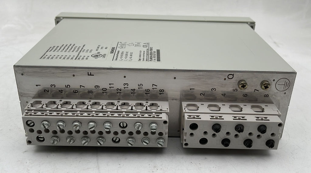 Siemens 7SJ6026-2EB20-1FB0/CC Overcurrent Protection Relay