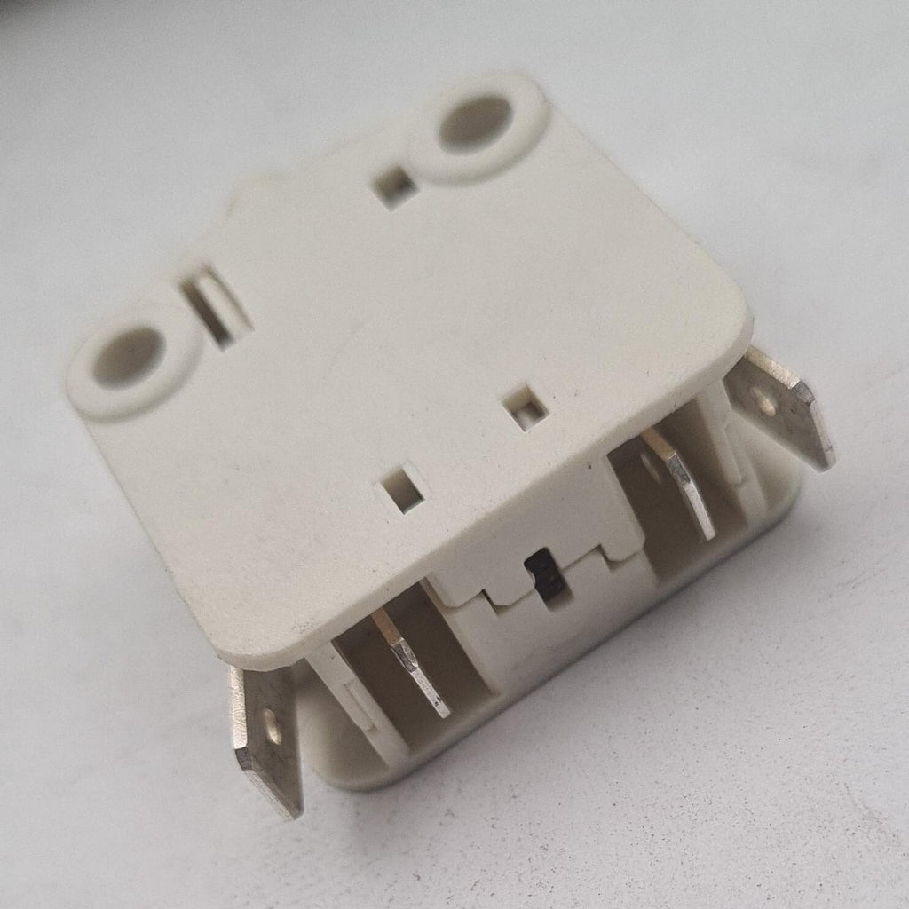 [LOT OF 95] Saia-burgess XPC22-CCC XPC22 Micro Limit Switch Push Button