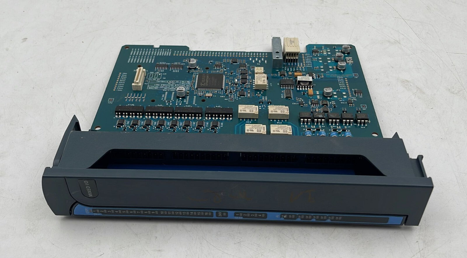 MOTOROLA FCN5666A 8489043V01 MIX I/O FLN3572A