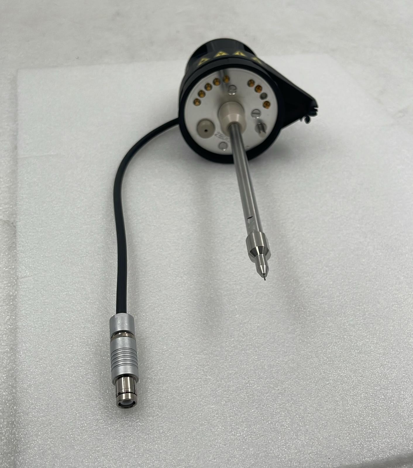 Waters electrospray probe connector and cable view