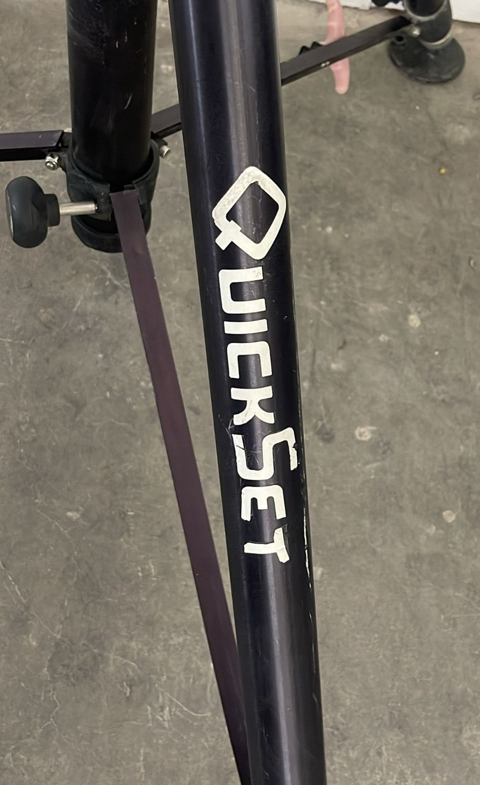 Moog Quick Set 4-53021-8 Hercules Surveying Tripod **AS IS