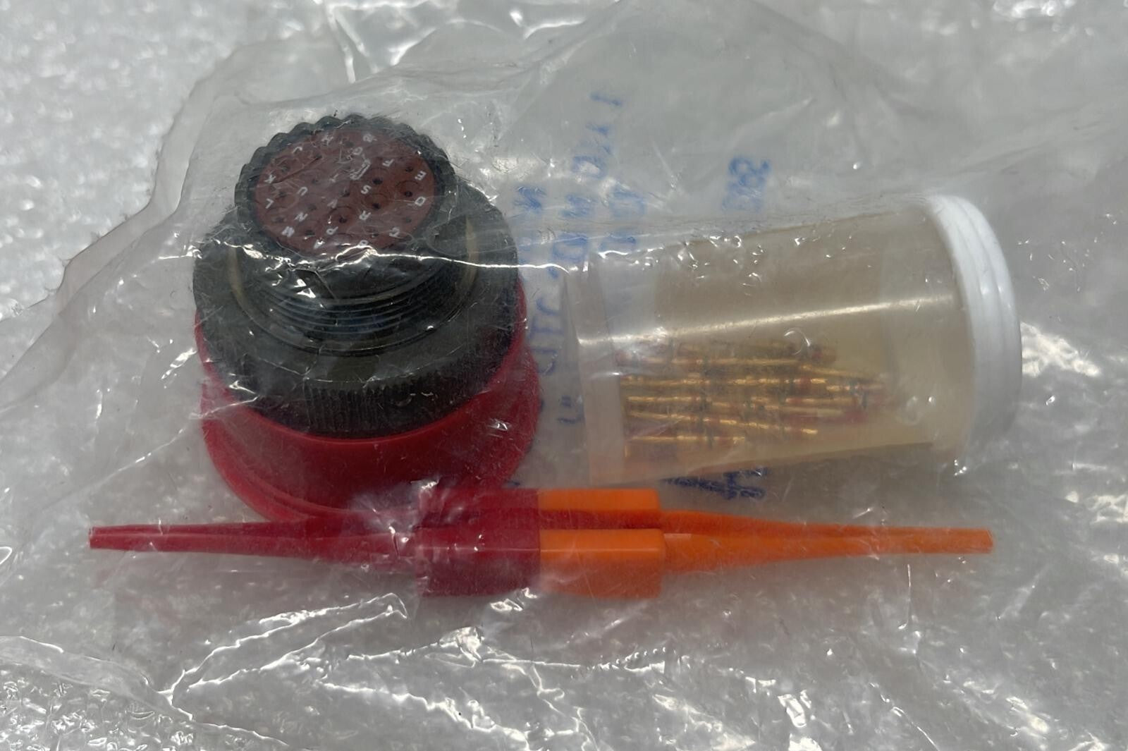 [LOT OF 3] NEW Sealed - Amphenol D38999/26WD19PN Circular Mil Spec Connector