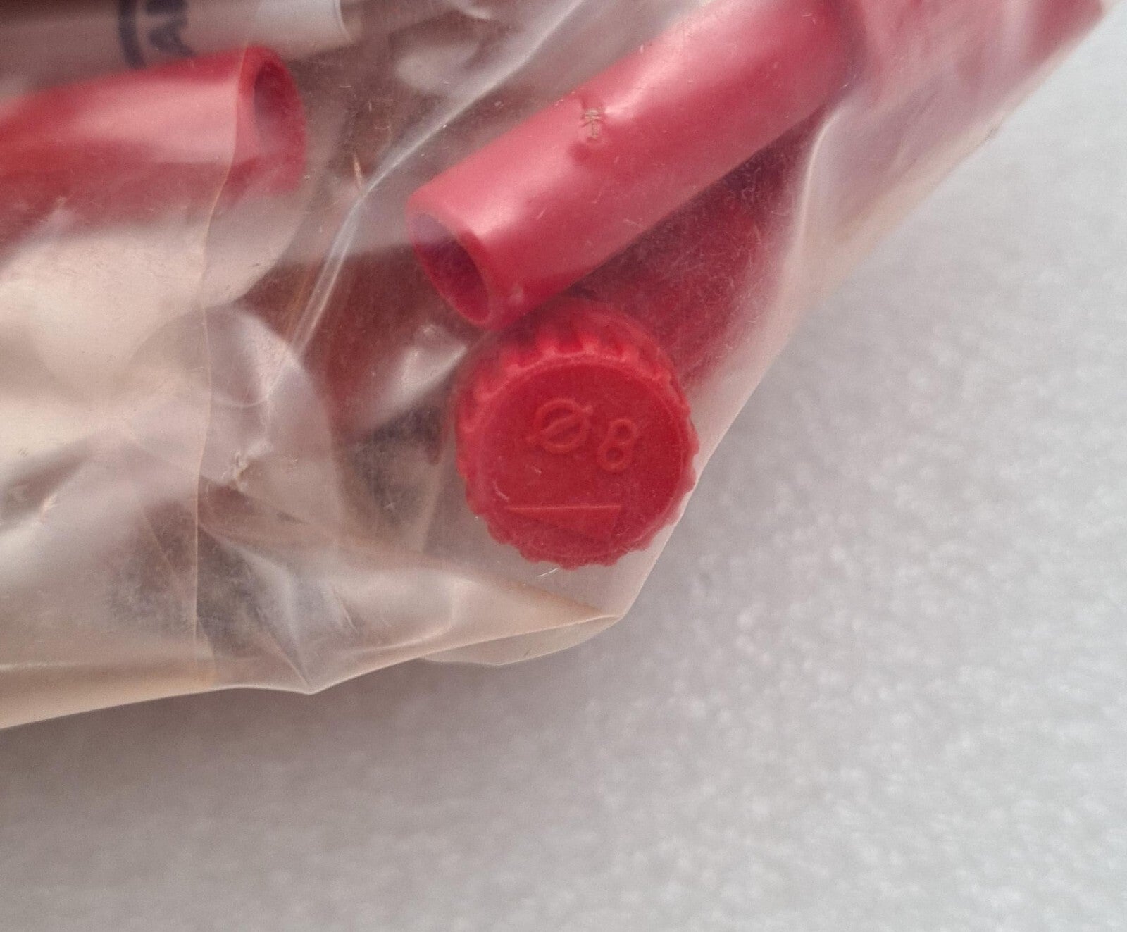 [LOT 130 PCS] NEW SEALED - CAMOZZI 6900 8 NR. 10 04W Male Plastic Push Lock Plug