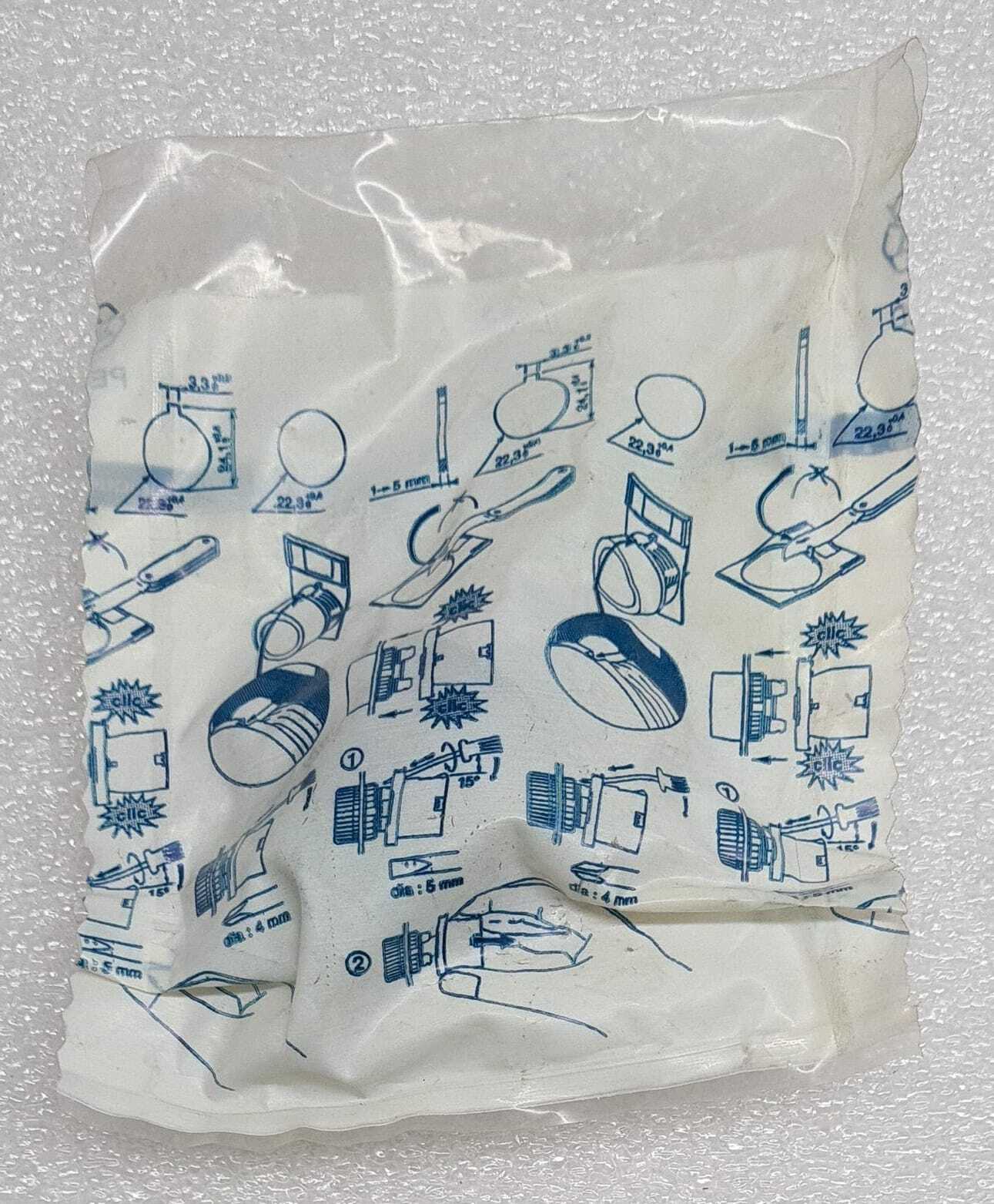 Telemecanique ZA2-BW33 green pushbutton operator 064840 9918 lot of 13