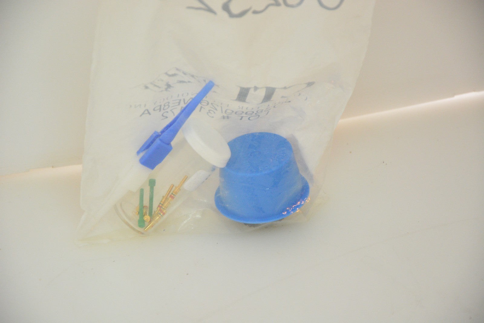 Amphenol CTI Jd38999/26WE8PA Mil Spec Connector