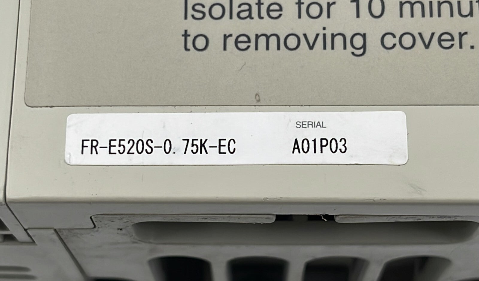 Mitsubishi Inverter E500 FR-E520S-0.75K-EC W/ FR-PA02-02 Control Panel