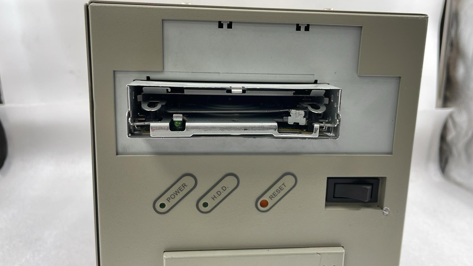 ADVANTECH IPC-6606P3-30X Industrial Computer