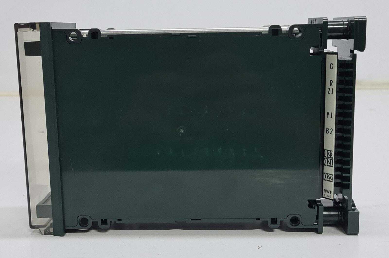 NEW - Landis & Gyr RWF 61.14 POLYGYR Temperature Controller Regulator