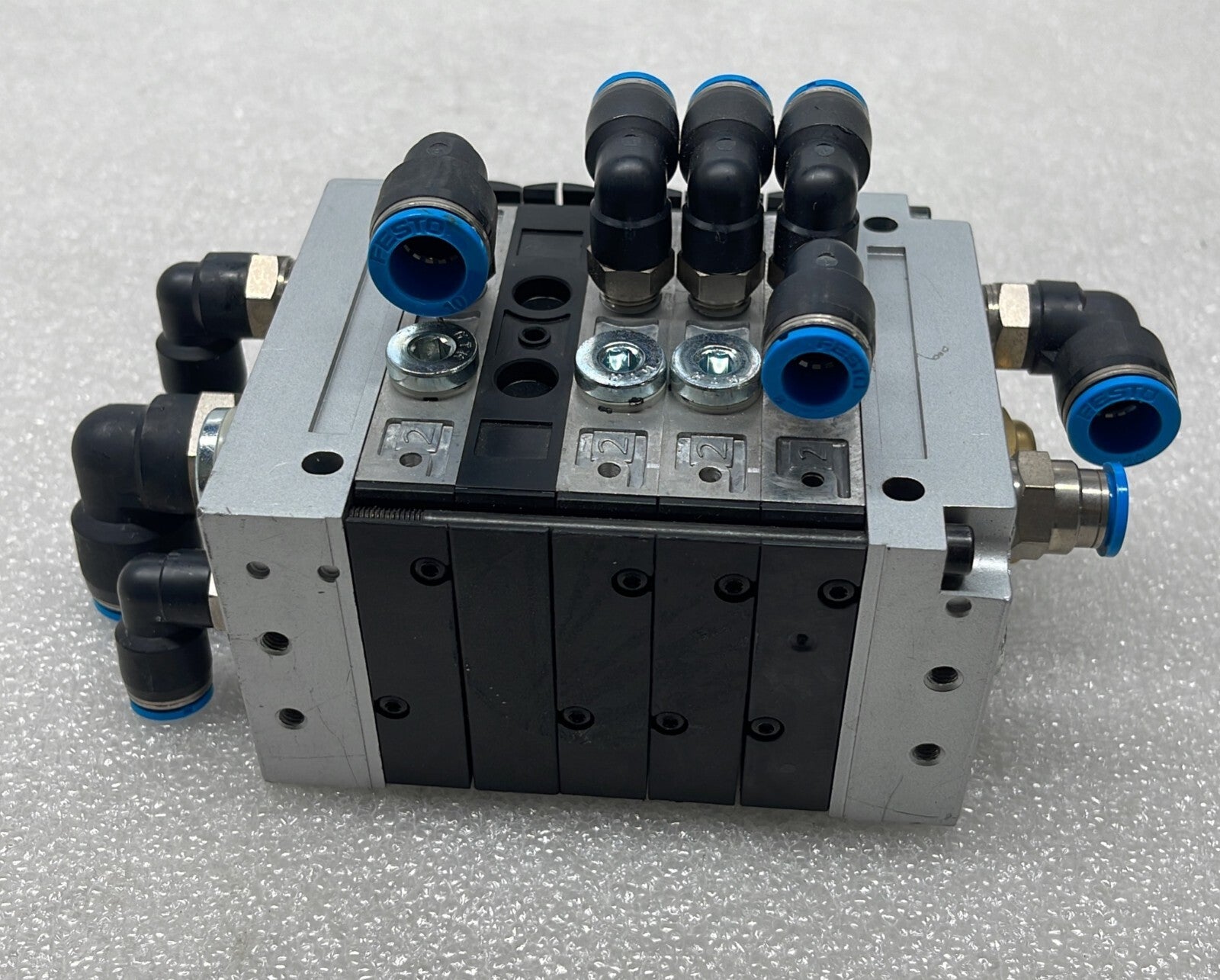 FESTO CPV14-VI 18210 W/ Festo 161360 / 161362 / 178680