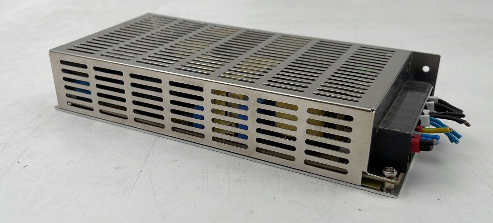 SunPower SPS-100P24 Universal Power Supply 100-250V