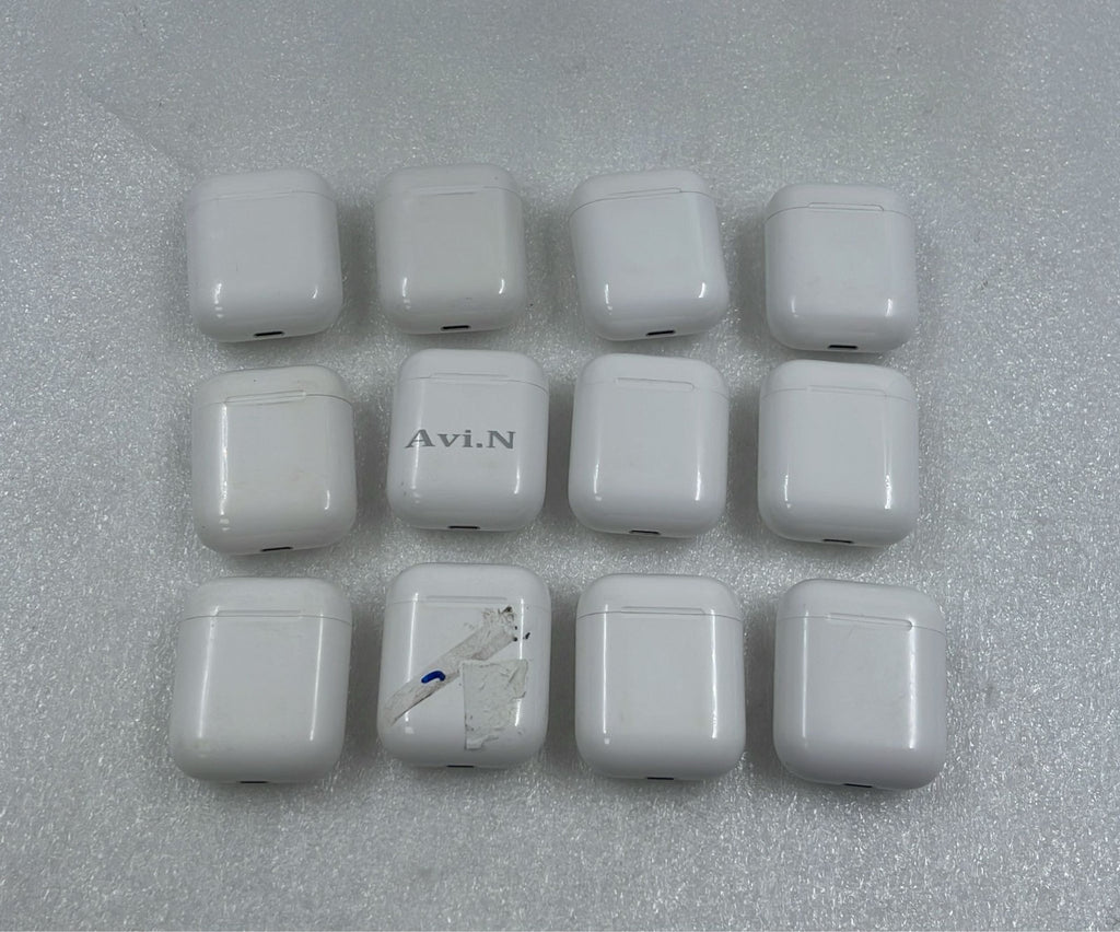 [LOT 12] OEM Apple AirPods Charging Case Replacement A1602 -Case Only **AS IS