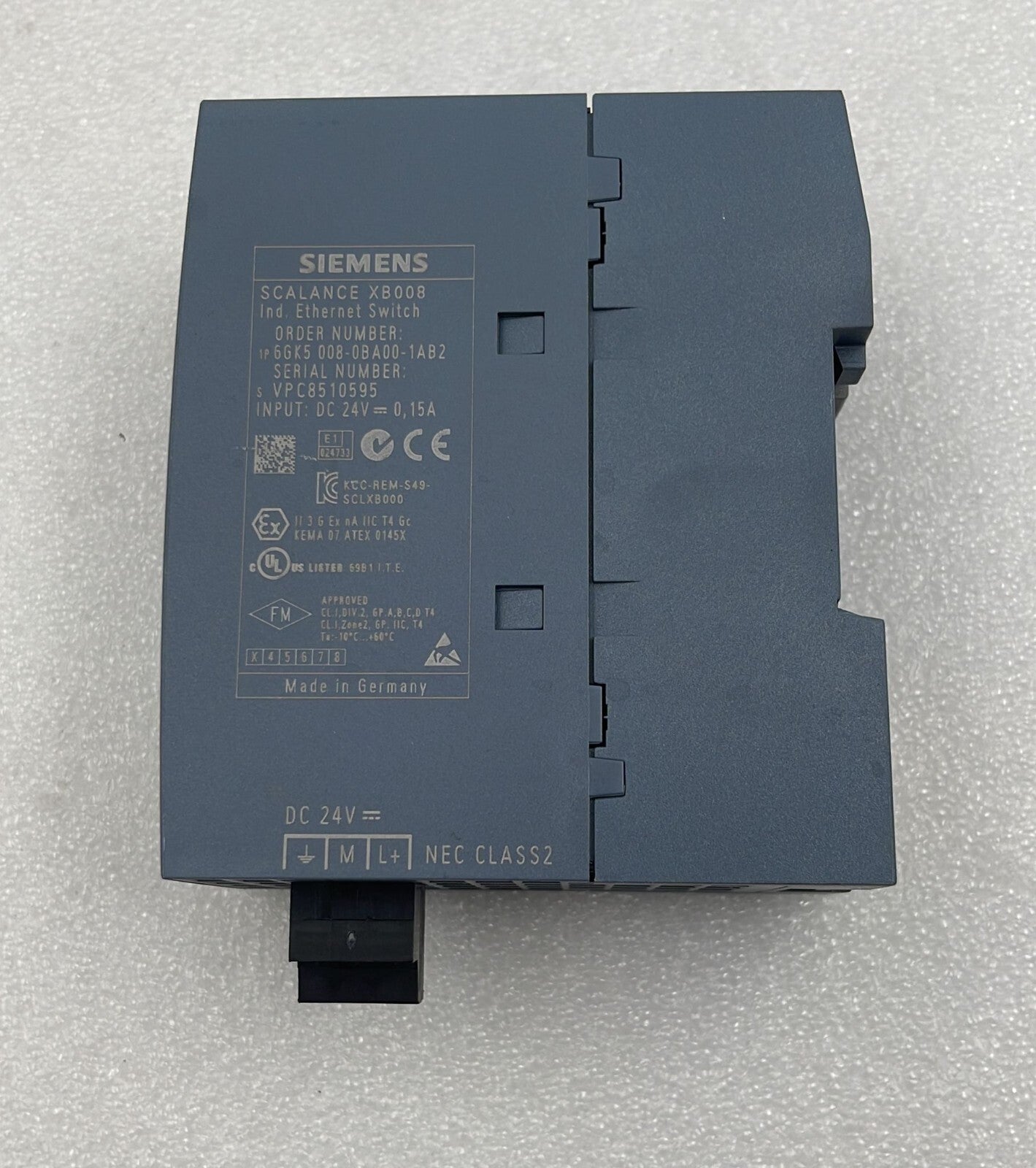 Siemens SCALANCE XB008 Enthernet Switch 6GK5 008-0BA00-1AB2 DC-24V 0,15A