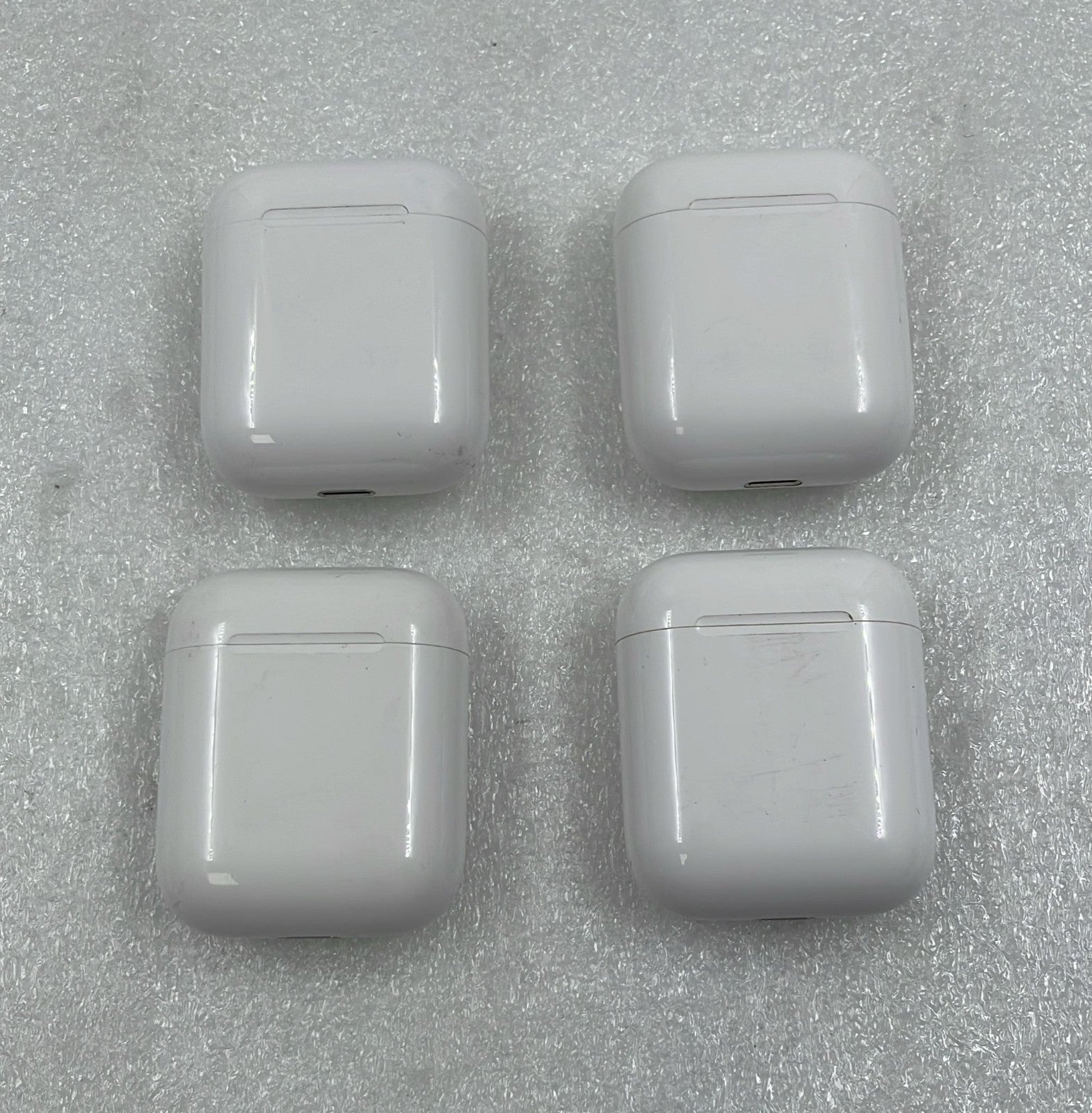 [LOT 4 PCS] Apple AirPods Charging Case Replacement A1602 Original OEM-Case Only